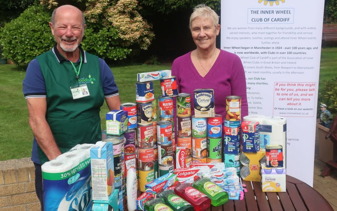 Cardiff’s 100 items for the local Foodbank