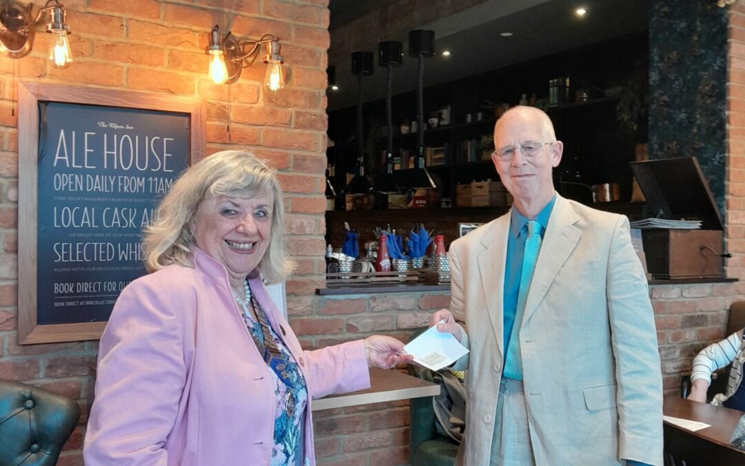Ripon Joint Presidents present cheques
