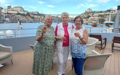 D10 Ann Kelly wins cruise at Inner Wheel International Convention