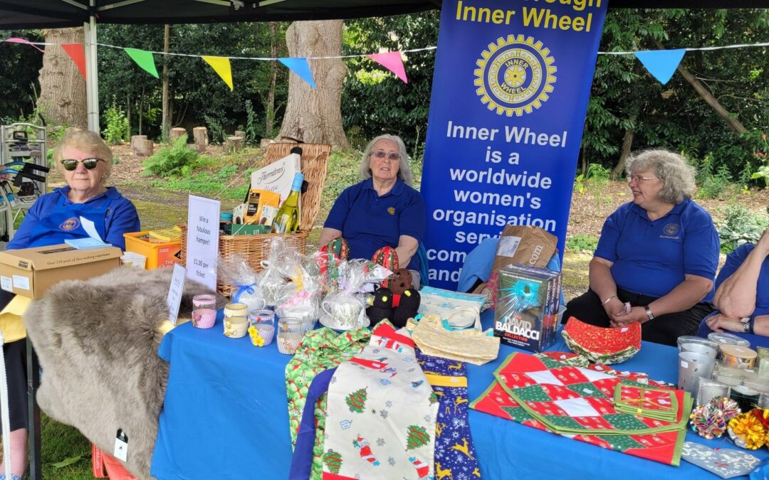 D14 Farnborough Supports Knellwood Fete