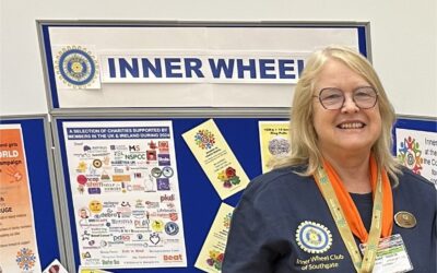 D13 – Orange the World