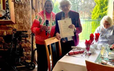 D5 Honors Members Long Service at Christmas Lunch