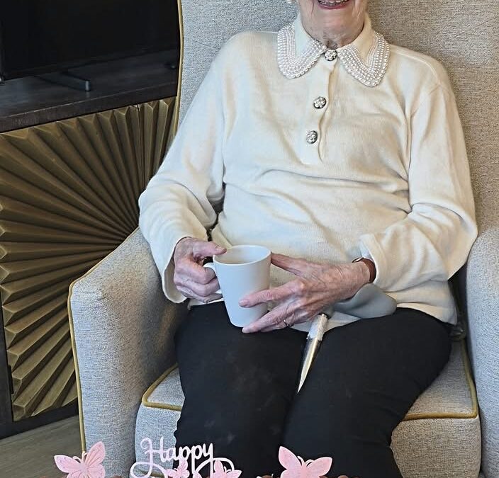 D21 – Whitchurch – Celebrating with Sheenagh at 101