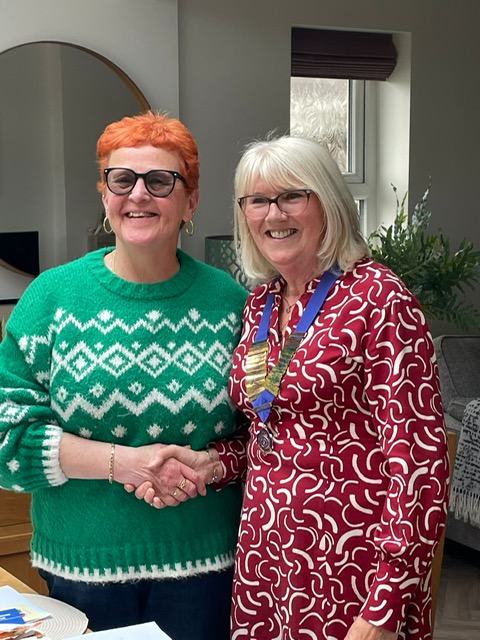 D5 Marple and Goyt Valley Induct New Member and Raise Funds for Young Minds